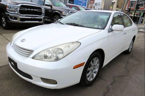2004 Lexus ES 330 Base