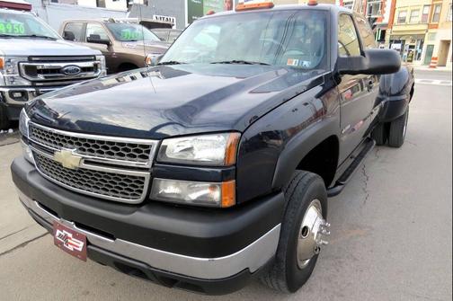 2005 Chevrolet Silverado 3500 LS Extended Cab