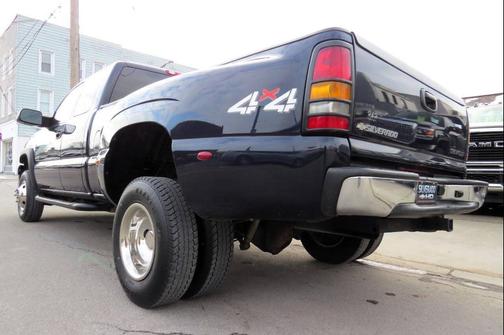 2005 Chevrolet Silverado 3500 LS Extended Cab