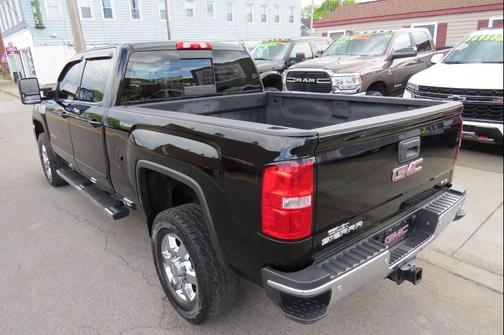 Onyx Black 2018 GMC Sierra 2500 SLE