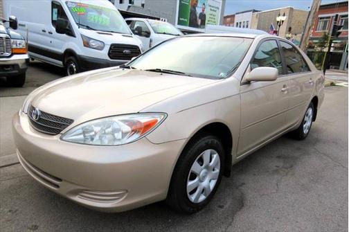 2004 Toyota Camry LE
