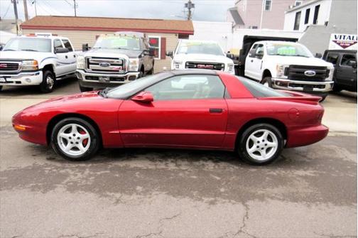 1996 Pontiac Firebird Base 2dr Hatchback