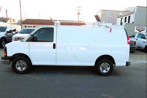 2015 GMC Savana 2500 Work Van