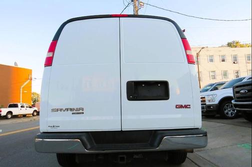 2015 GMC Savana 2500 Work Van