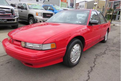 1997 Oldsmobile Cutlass Supreme Base
