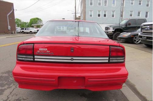 1997 Oldsmobile Cutlass Supreme Base