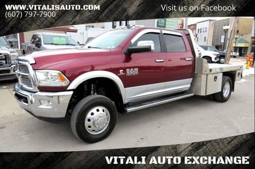 2018 RAM 3500 Laramie Crew Cab 4x4 8' Box