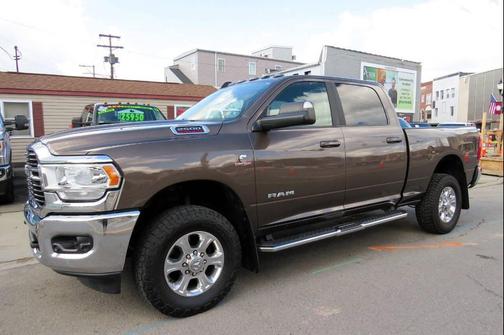 2020 RAM 2500 Big Horn Crew Cab 4X4 6'4' Box