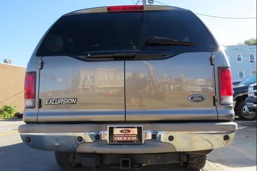 2002 Ford Excursion Limited 4WD 4dr SUV