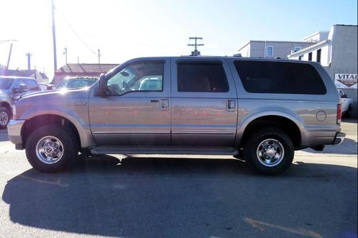 2002 Ford Excursion Limited 4WD 4dr SUV