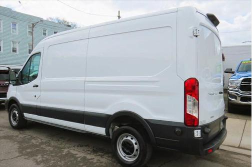 2018 Ford Transit-250 Base