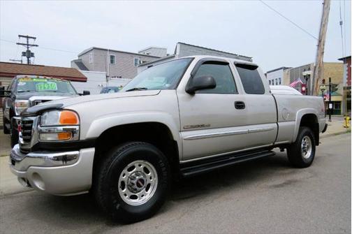 2005 GMC Sierra 2500 SLE H/D Extended Cab