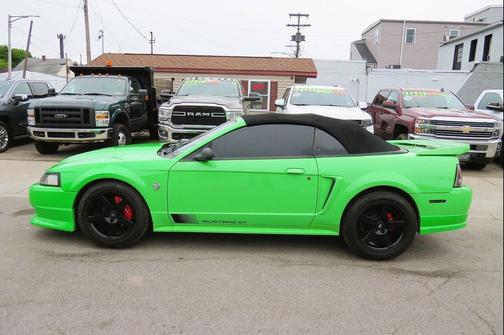 Electric Green Clearcoat Metallic 1999 Ford Mustang GT