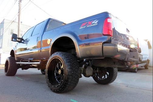 2008 Ford F-250 FX4 4dr Crew Cab 4WD SB