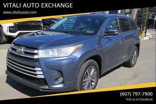Shoreline Blue Pearl 2017 Toyota Highlander XLE