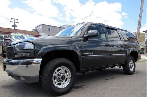 Carbon Metallic 2003 GMC Yukon XL 2500 SLT
