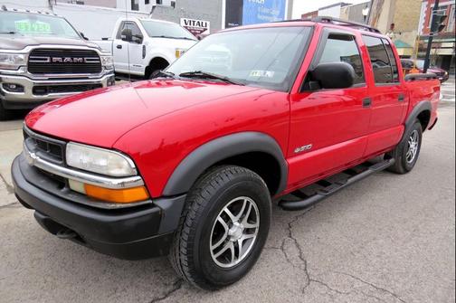 2003 Chevrolet S-10 Base
