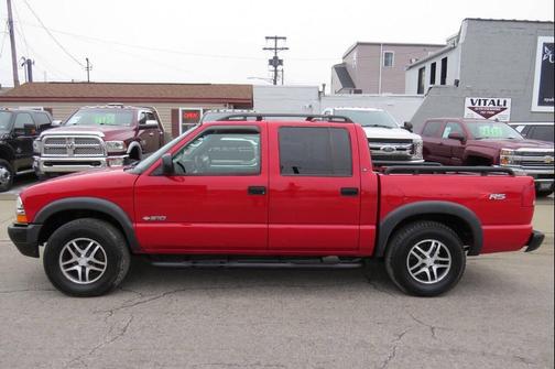 2003 Chevrolet S-10 Base