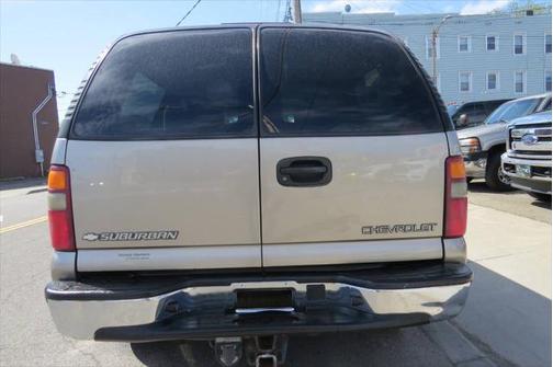 2003 Chevrolet Suburban 2500 LS