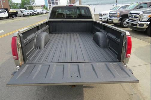 1999 Chevrolet 2500 K2500 LS 2dr 4WD Extended Cab LB HD