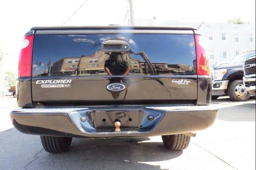 Black Clearcoat 2004 Ford Explorer Sport Trac XLS
