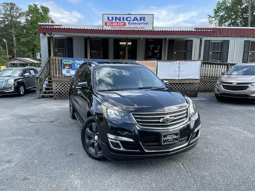 Mosaic Black Metallic 2017 Chevrolet Traverse 2LT