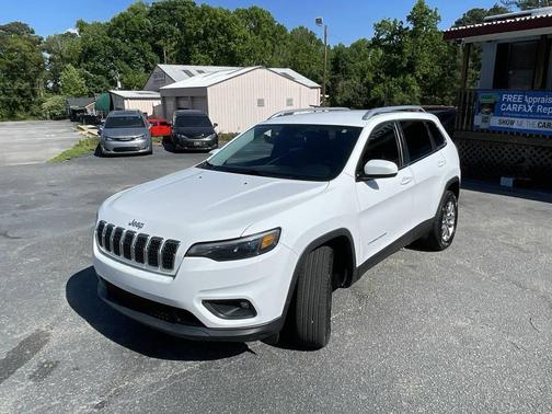 Bright White Clearcoat 2019 Jeep Cherokee Latitude Plus