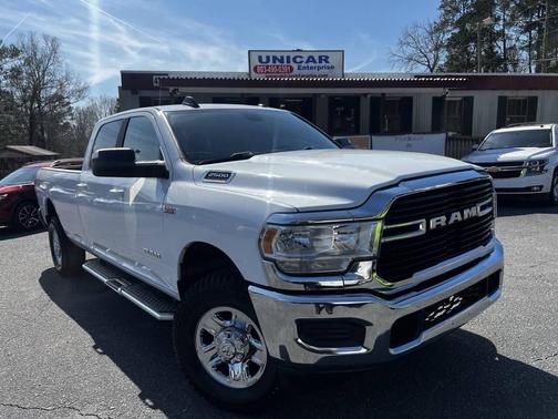 2021 RAM 2500 Big Horn Crew Cab 4x4 8' Box