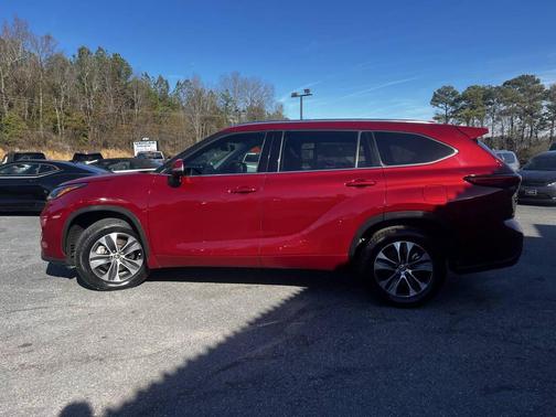 2020 Toyota Highlander XLE