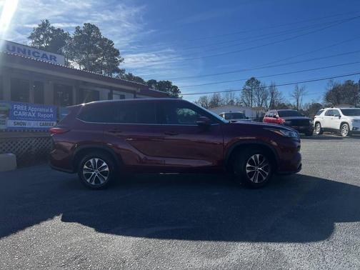 2020 Toyota Highlander XLE