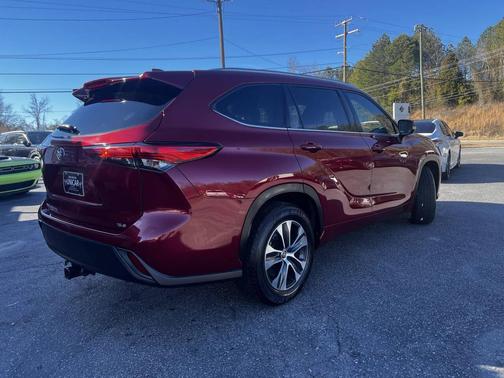 2020 Toyota Highlander XLE