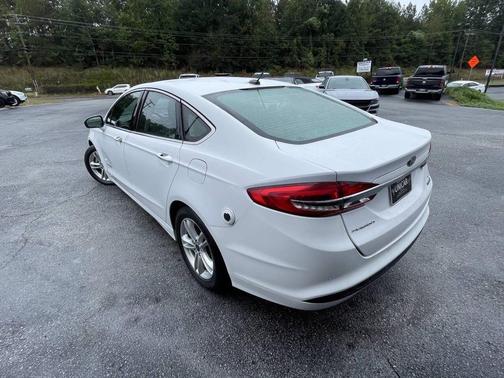 2018 Ford Fusion Hybrid SE
