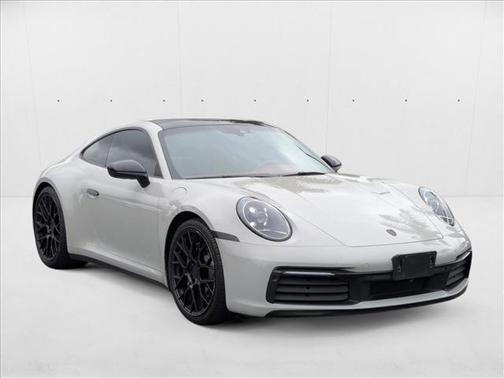 2021 Porsche 911 Carrera