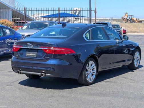 2016 Jaguar XF 35t Premium