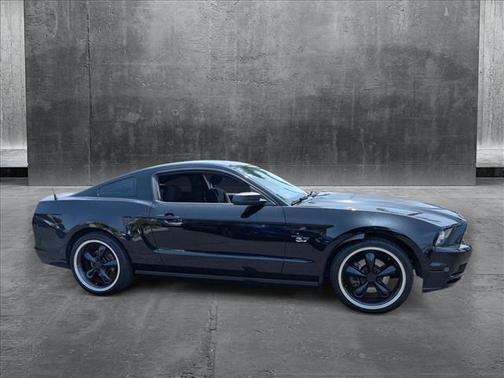 2014 Ford Mustang V6