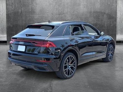 2020 Audi Q8 55 Premium Plus