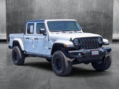 2021 Jeep Gladiator Sport
