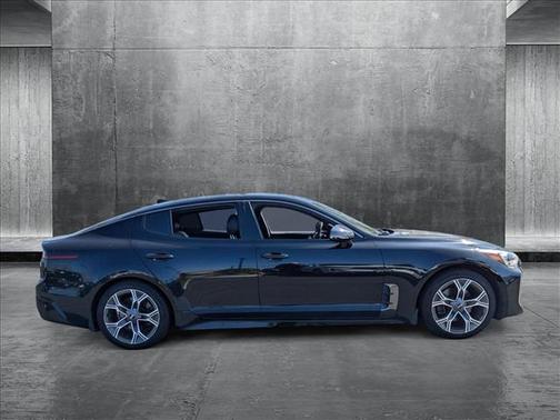 2021 Kia Stinger GT-Line