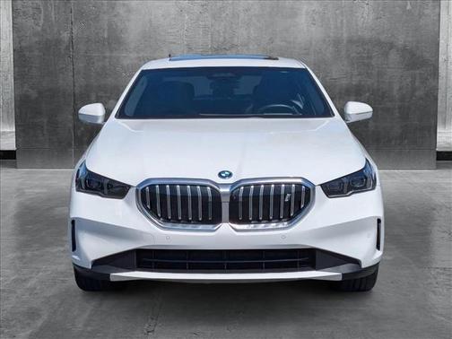 2024 BMW i5 eDrive40