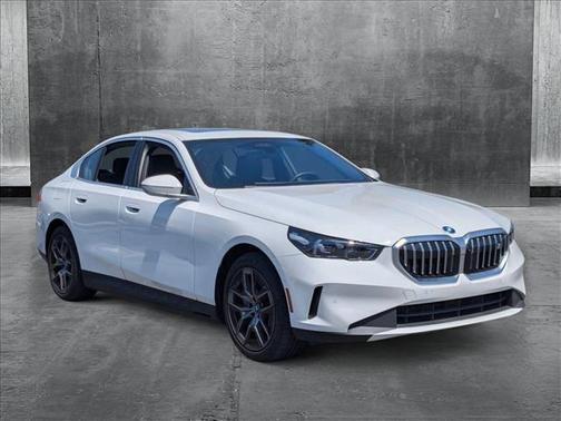2024 BMW i5 eDrive40