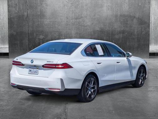 2024 BMW i5 eDrive40