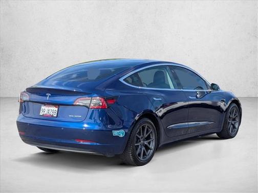 Deep Blue Metallic 2018 Tesla Model 3 Long Range