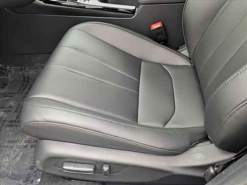 Platinum White Pearl 2026 Acura Integra FWD