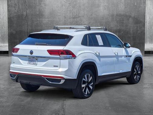 2022 Volkswagen Atlas Cross Sport 2.0T SE