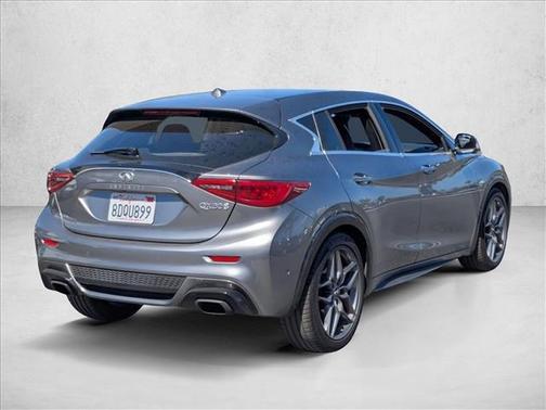 2018 INFINITI QX30 Sport