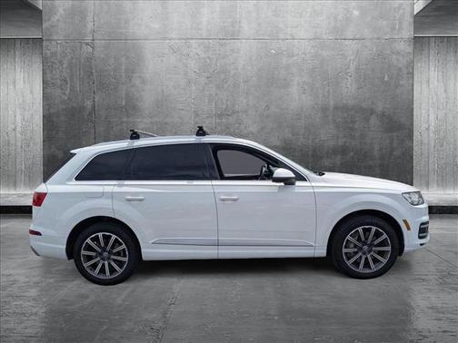 2017 Audi Q7 3.0T Premium
