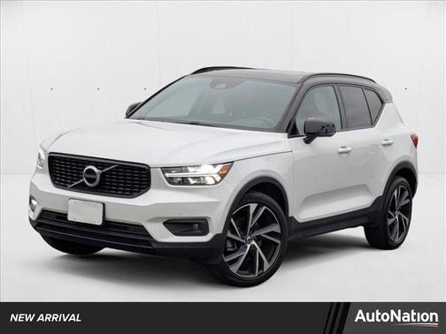 2021 Volvo XC40 T5 R-Design