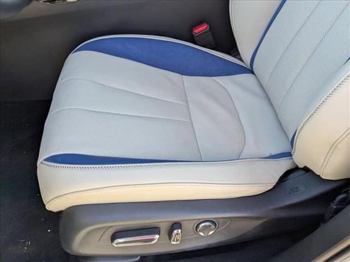 2025 Acura ADX w/A-Spec Advance Package