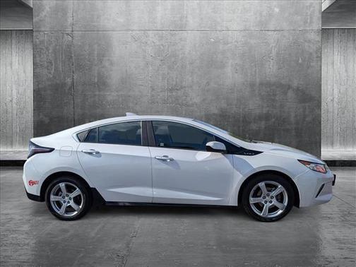 2018 Chevrolet Volt LT