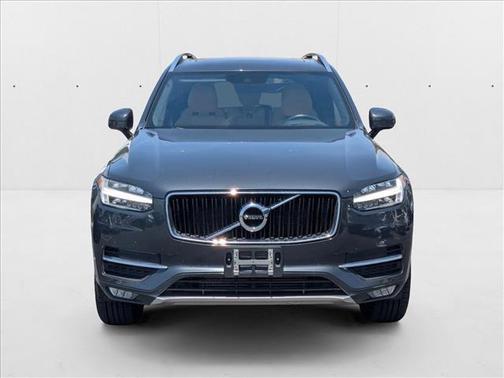 2017 Volvo XC90 T5 Momentum